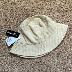 NWT cream corduroy bucket hat